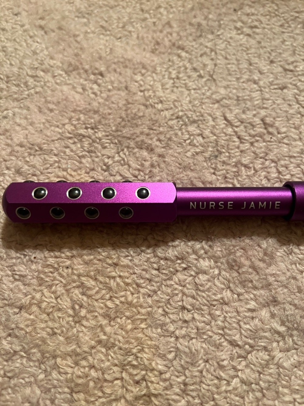 Nurse Jamie Purple Facial Rolling Tool - Picture 2 of 2
